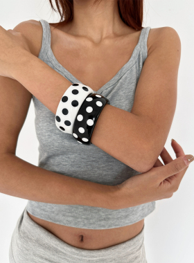 atmshop韩国黑白波点辣妹复古宽版树脂亚克力手镯小众亚文化手环