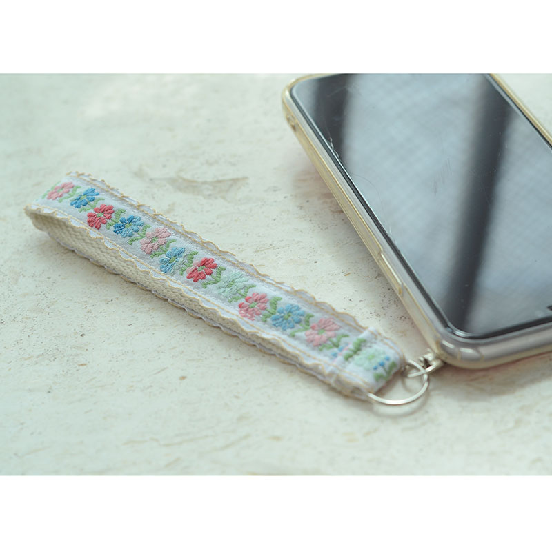 原创小众设计甜美手机短带子手腕带绳刺绣花边相机适用防摔手拎带