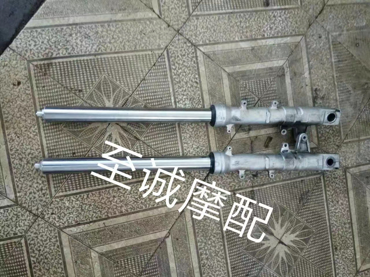 本田 CBR1100XX NRX1800 VTR1000SP 前后减震 避震 上下三星