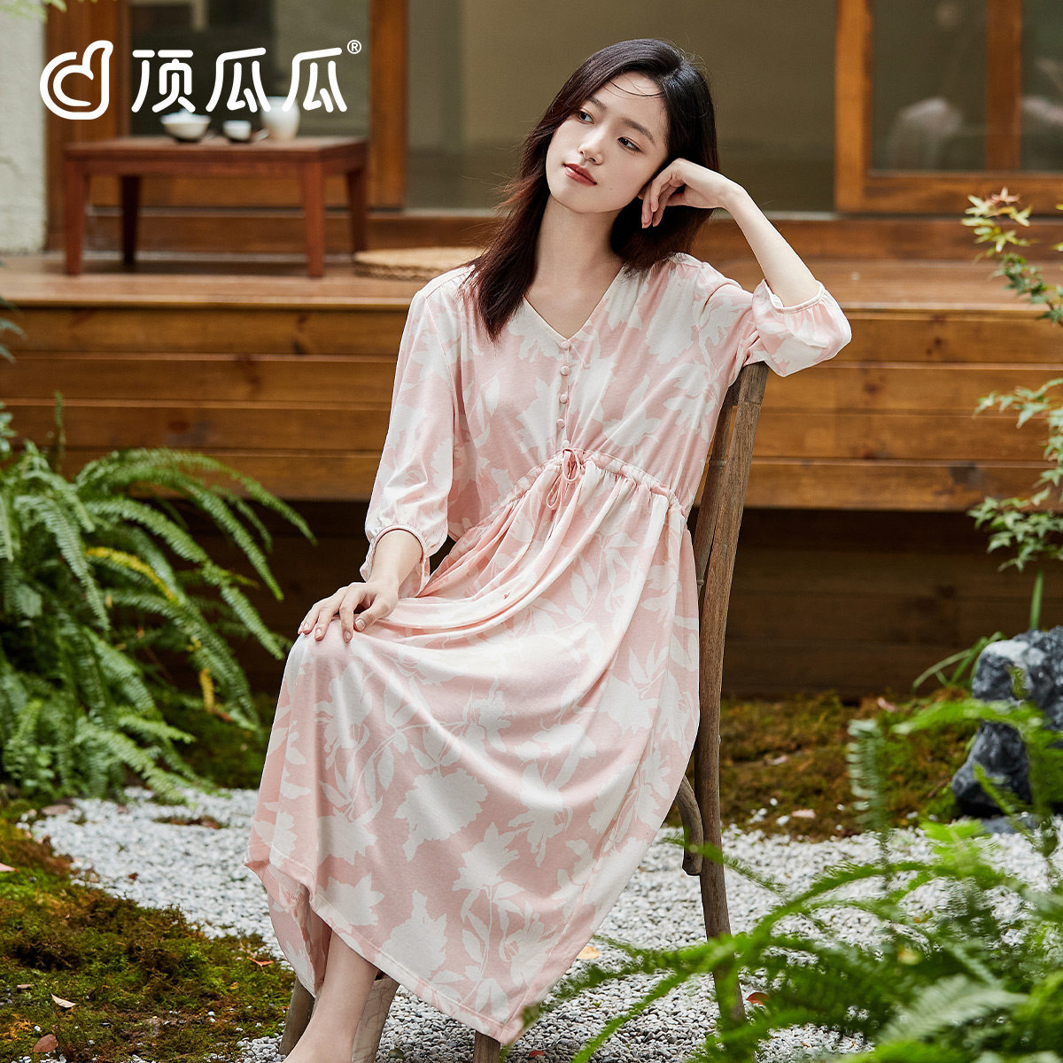 顶瓜瓜纯棉夏季V领七分袖睡裙