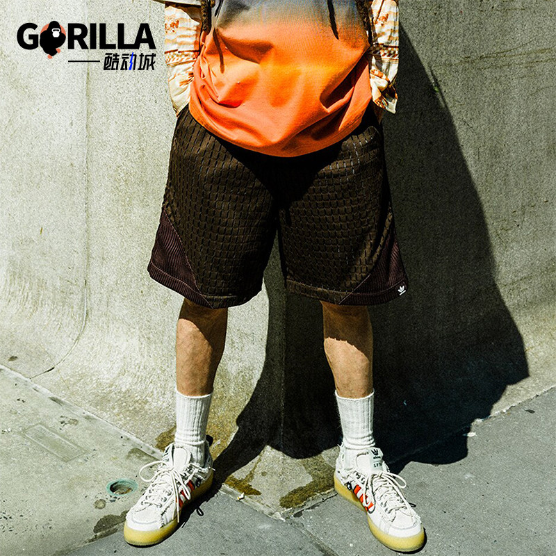 Adidas/阿迪达斯正品三叶草男女联名款休闲运动短裤IK8600,运动服/休闲服装,运动中长裤／短裤,淘宝优惠券,粉丝福利购,淘宝优惠卷