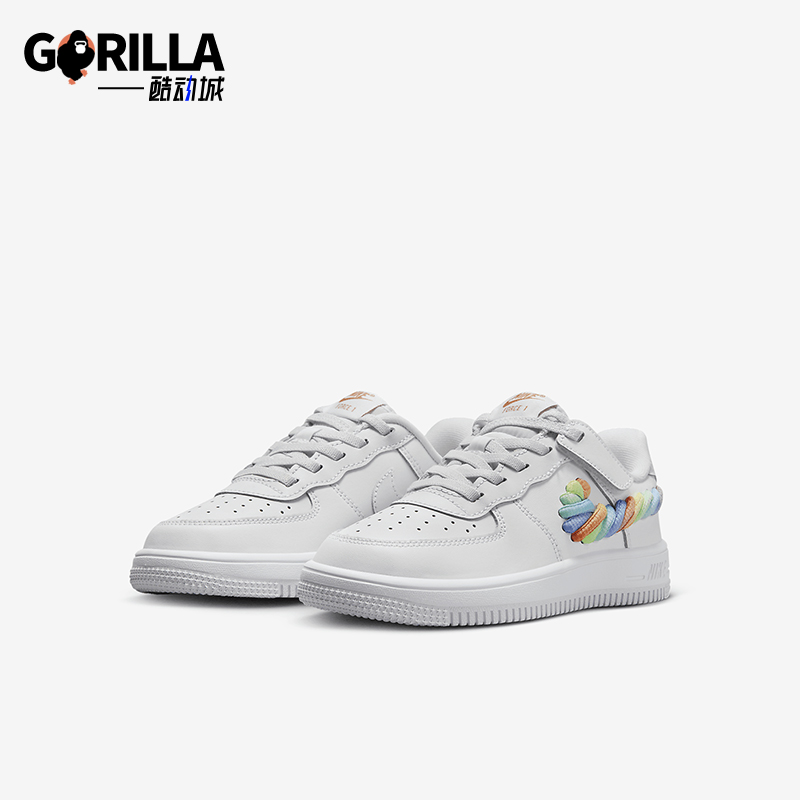 耐克儿童魔术贴易穿脱运动童鞋