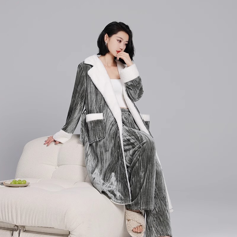 轻奢高级感金钻绒睡衣女秋冬季加绒保暖睡袍长款可外穿浴袍套装