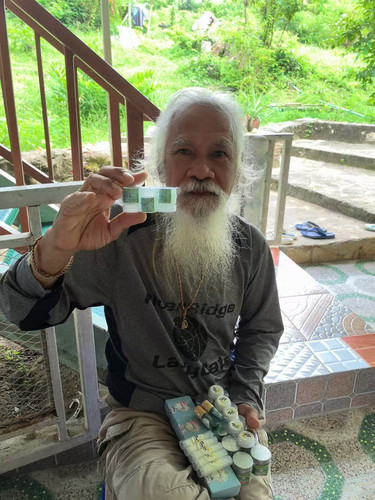 泰国乐博士精油膏新品