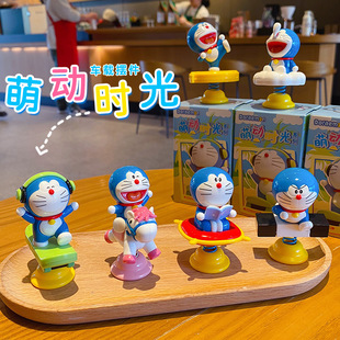 正版哆啦A梦汽车摆件创意可爱桌面摆饰摇摇乐车用电动车装饰摆件