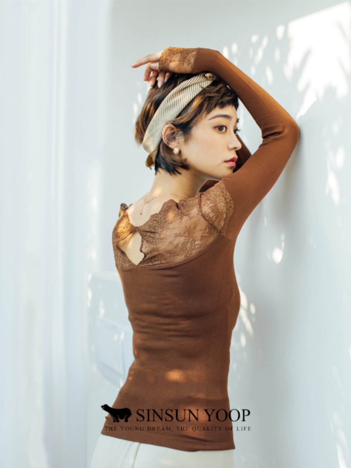 봄 타이트한 웨이브 레이스 우아한 바닥 여성 탑 열 속옷 바디 쉐이핑 가을 코트 원 숄더 이너웨어 무료 배송