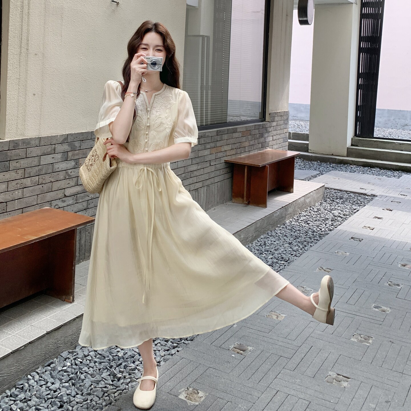 法式优雅刺绣衬衫连衣裙女2025年夏季新款高级感气质收腰显瘦长裙,女装连衣裙,浙宝189