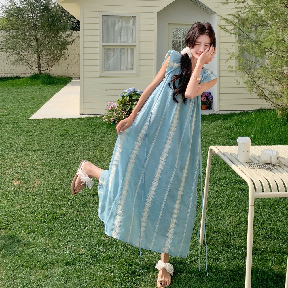 独特绝美慵懒松弛感蓝色小飞袖连衣裙女夏设计感温柔气质连身长裙，女装连衣裙，浙宝189