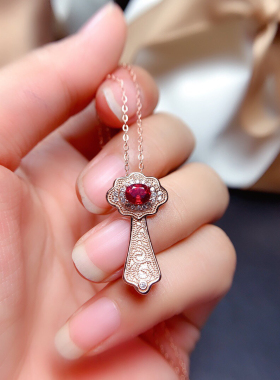 如意纯银镀18k白金镶嵌吊坠