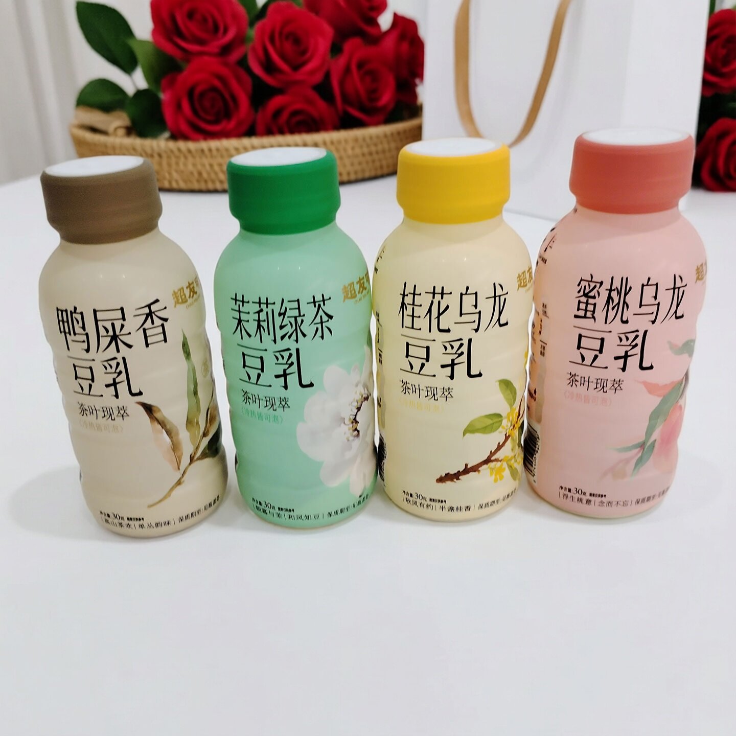 超友味4瓶装茉莉绿茶蜜桃乌龙桂花乌龙鸭屎香豆乳女生固体饮料