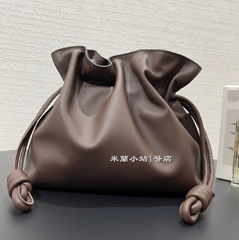 新款几何拼接女包迷你福袋包小牛水桶包
