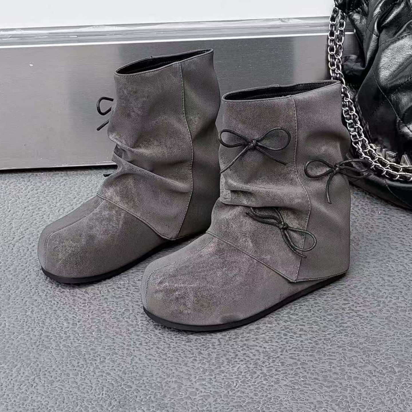 直筒烟筒靴中跟短筒时装靴女靴冬