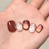 秋冬氛围感雪花猫眼纯手工穿戴甲短款 日暮雪松 显白高级感美甲