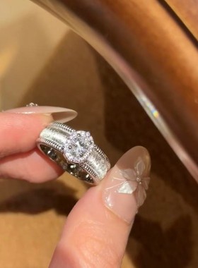 纯银s925高烫钻拉丝工艺鸽子蛋戒指宫廷复古风气质高级