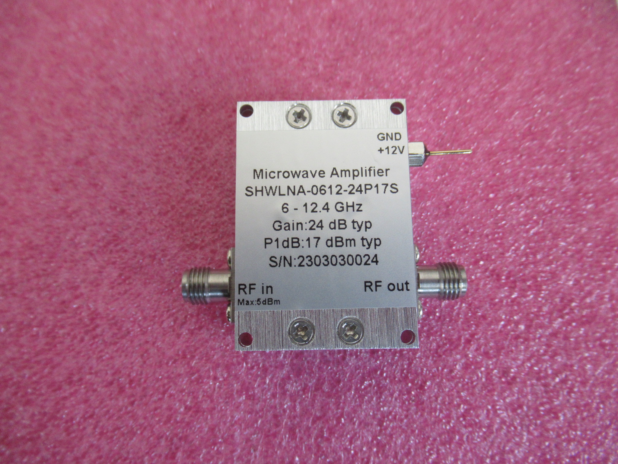 SHW6-12.4GHz24dB通用放大器