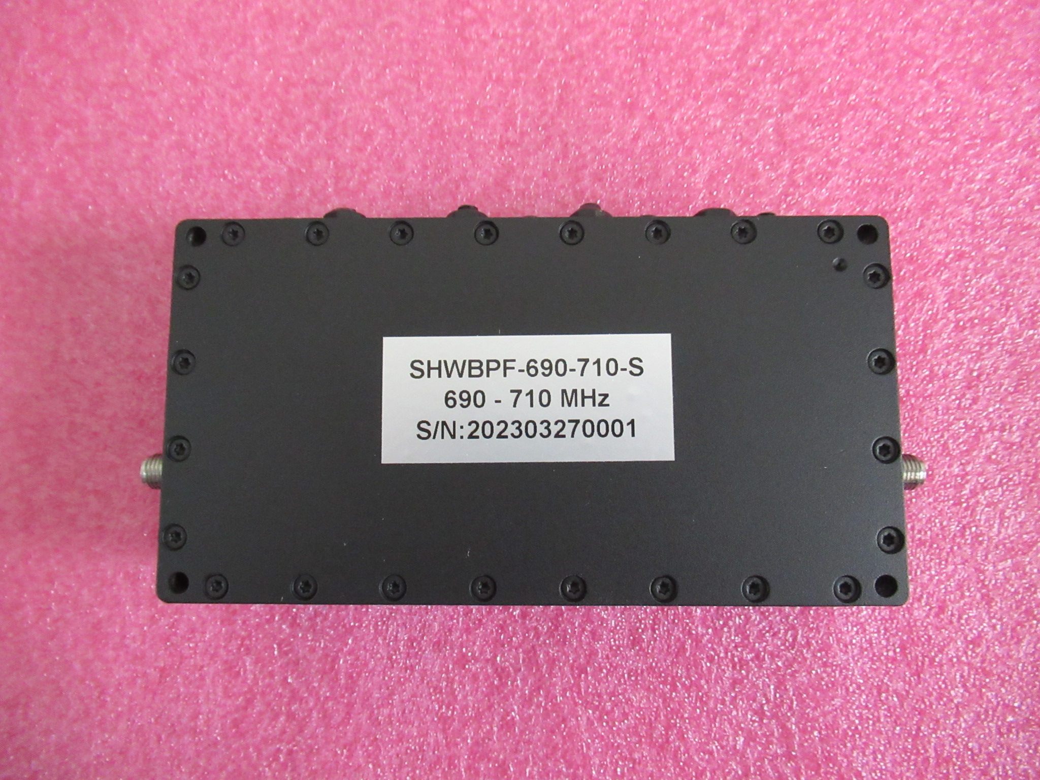 中心频率700mhz 带宽:20mhz 690-710mhz 射频微波腔体带通滤波器