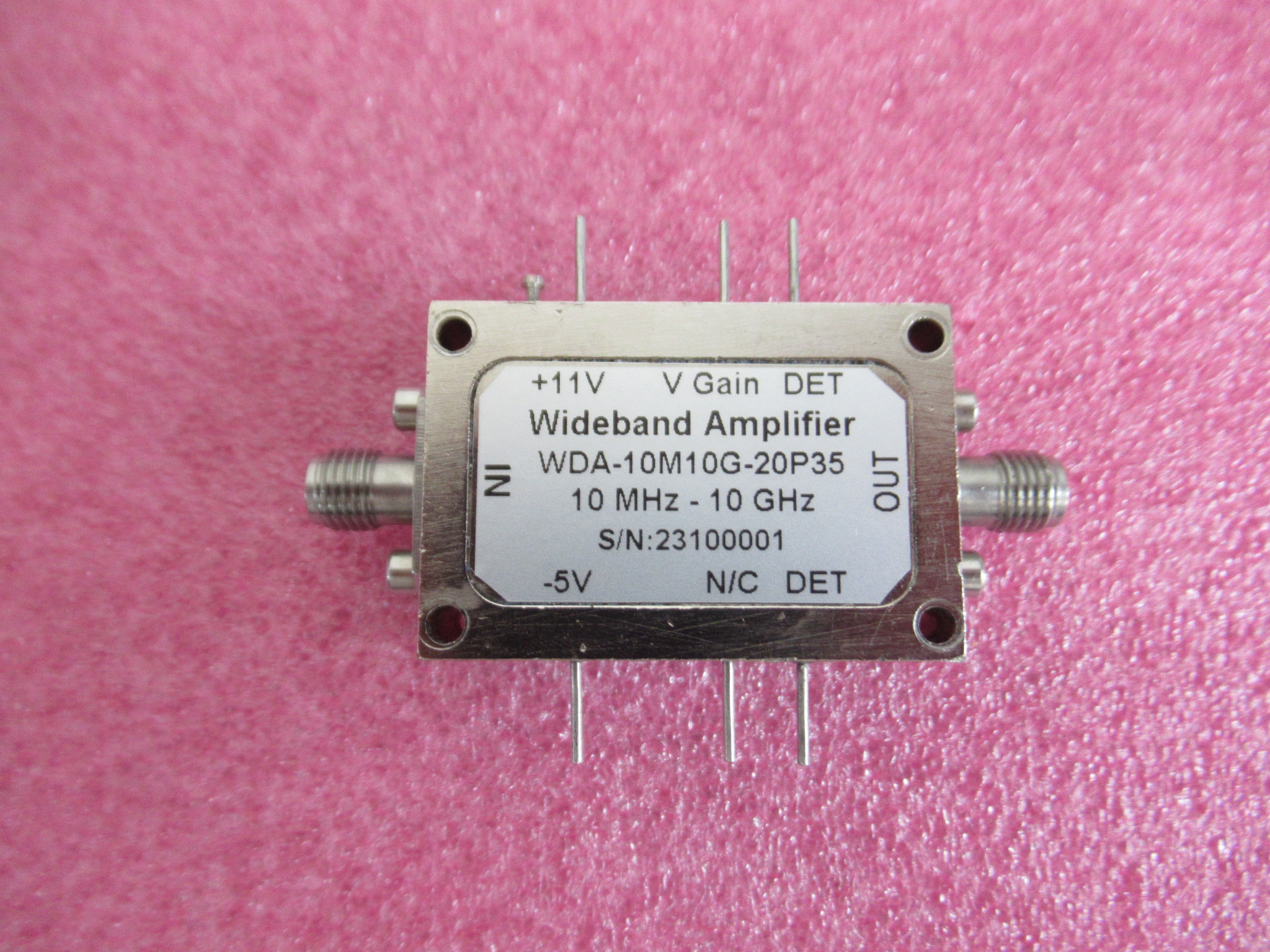 10MHz-10GHz35dBVGC放大器