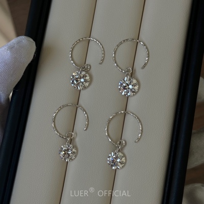 限时回馈!爆闪9A高碳钻!通体纯银车花耳钩裸钻耳环轻奢气质百搭