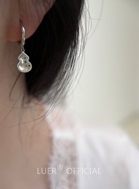 敲闪!福禄双全!新中式小葫芦轻奢精工通体纯银龙鳞碎碎冰耳扣耳钉