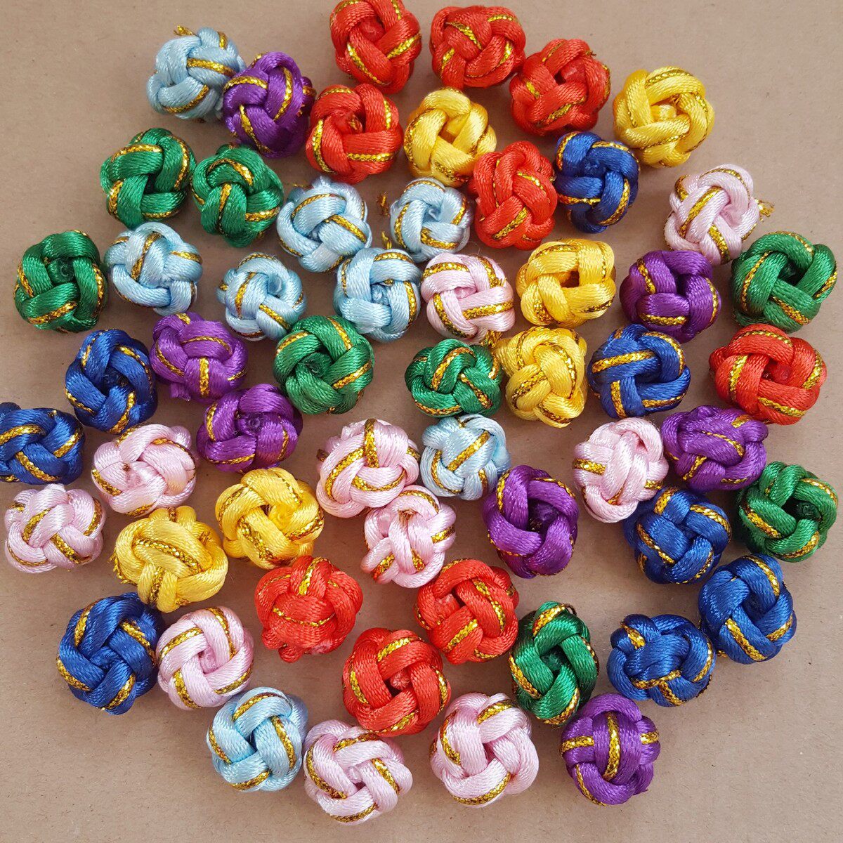 菠萝结金丝扣diy手编中国结饰品配件直径16mm红菠萝扣中国结挂饰