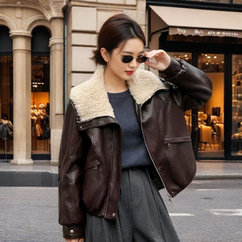 大翻领加绒皮衣短款外套女