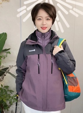 2025新款三合一羽绒冲锋衣女士可拆卸内胆御寒冬季高端外套滑雪服