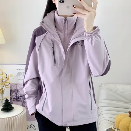 秋冬三合一冲锋衣女两件套加厚可拆卸户外旅行防风防水妈妈装外套