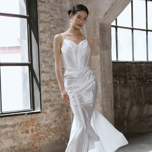 之既鱼骨胸衣白色晚礼服重工弹力缎掐腰显瘦鱼尾连衣裙晚宴年会