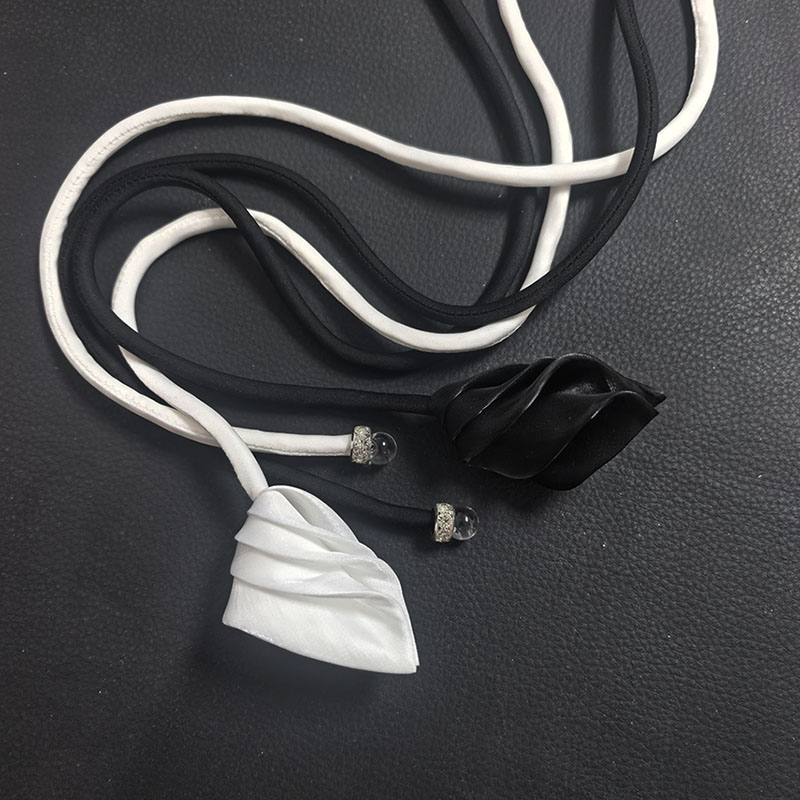 法式缎面玫瑰花苞细束腰带女温柔打结细绳腰绳连衣裙收腰装饰绑带