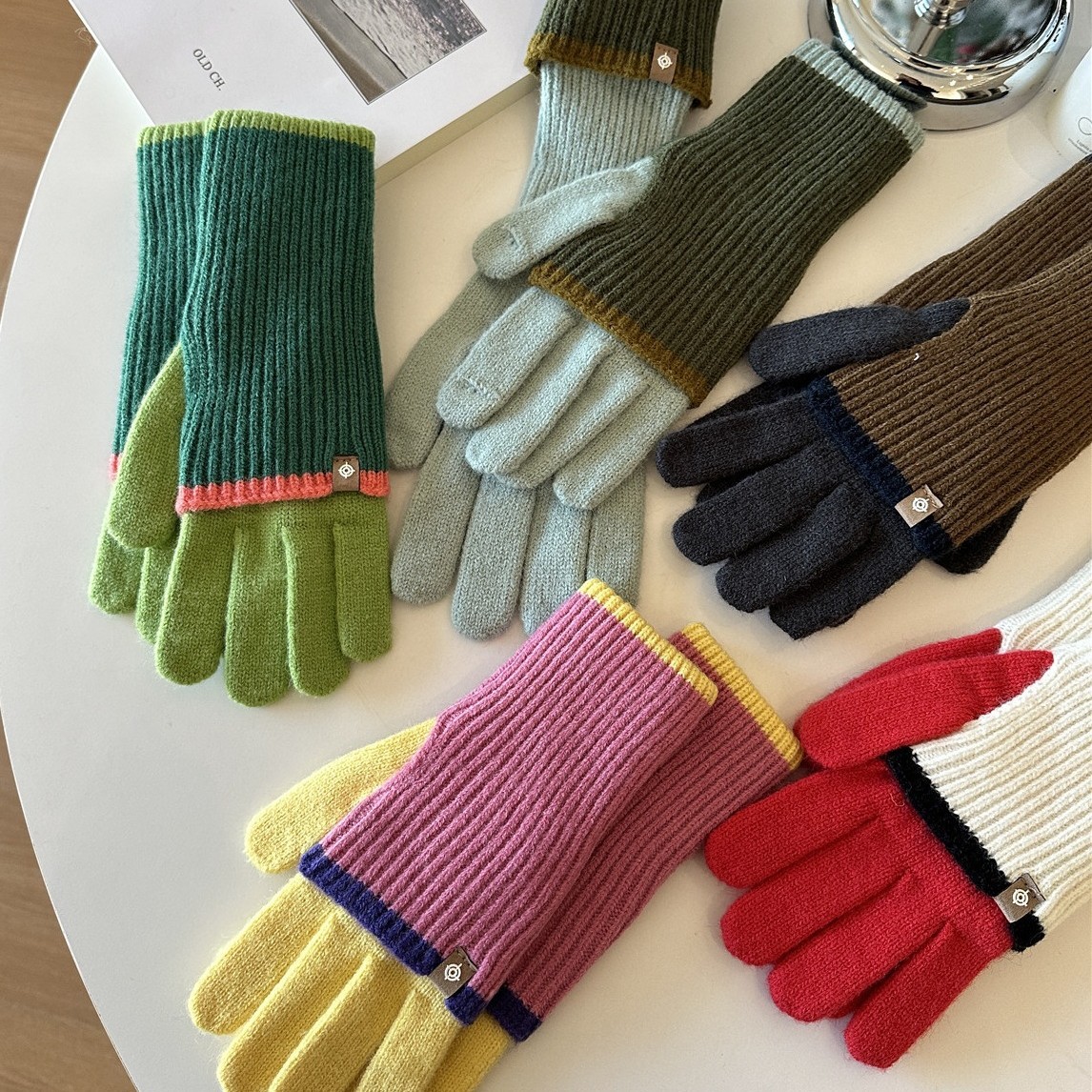 Five finger gloves with double layered thickened split finge