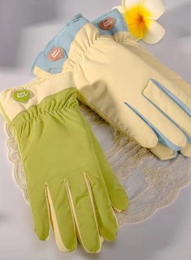 Winter skiing gloves for men and women with thickened velvet