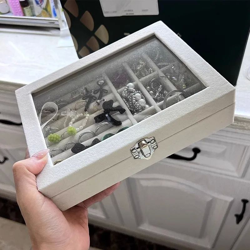 1PC Flannel Premium Sensing Dust-proof Jewelry Box New Ring