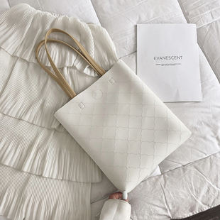 单肩云朵包新款 高级感大包单肩包包手提大容量托特包女包 2024时尚