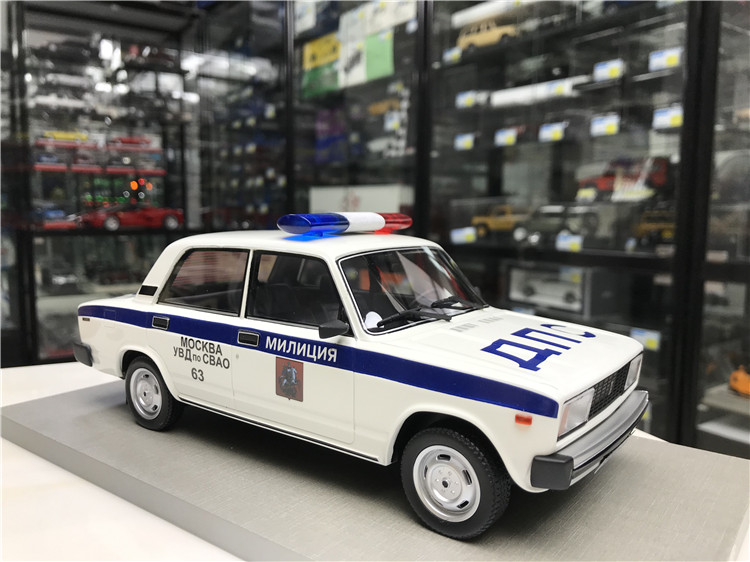 原厂 1:18 苏联拉达 lada2105型 警车模型纪念 树脂汽车车模