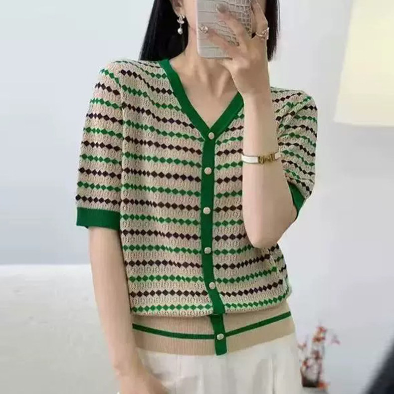 拉夏贝尔 V领条纹针织短袖t恤女夏季薄款冰丝针织衫大码女装上衣