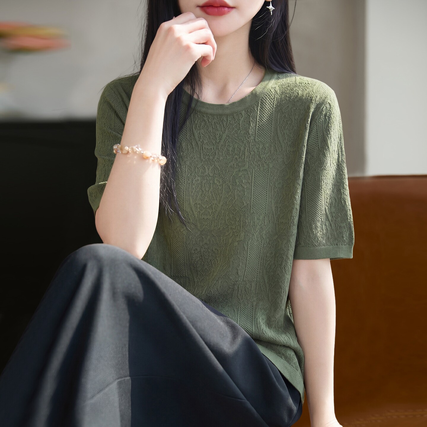 2026新款提花纯色针织短袖t恤女夏季薄款冰丝针织衫大码女装上衣