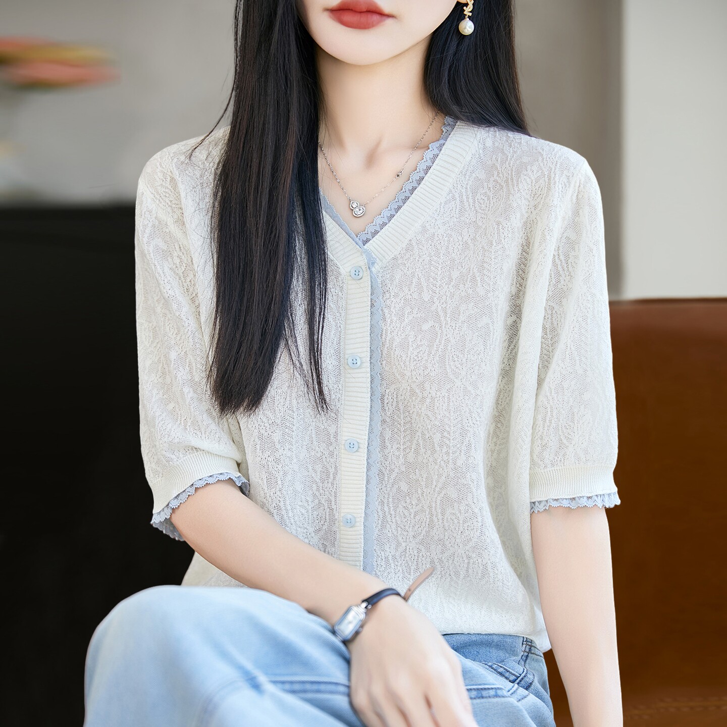 V领蕾丝提花针织短袖t恤女夏季薄款冰丝针织衫女装上衣