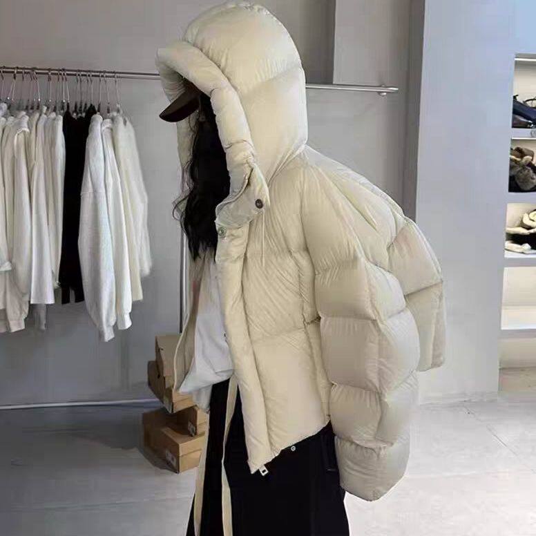 90泡芙羽绒服女2025时尚新款韩版雾感超轻连帽加厚小个子肯豆短款