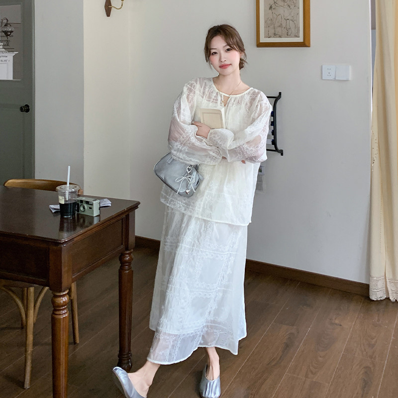 宽松法式新中式套装少女感重工刺绣钩花镂空长袖气质两件套裙