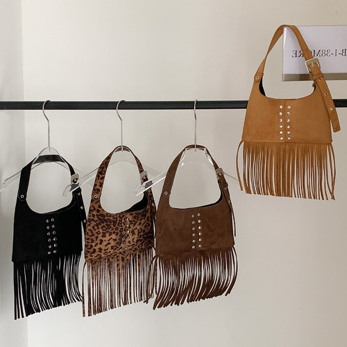 秋冬新款简约时尚高级感单肩包