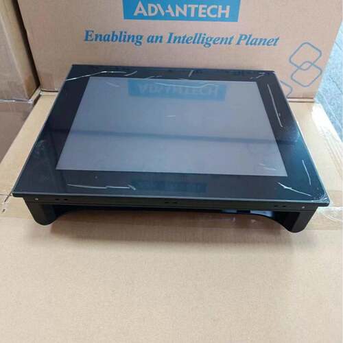 研华电108PC-6151PC可 工业平板脑，15寸 扩充性 搭配I5/I7处理器