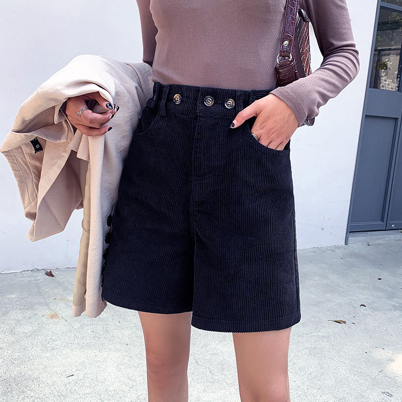 宽松灯芯绒女短裤秋冬