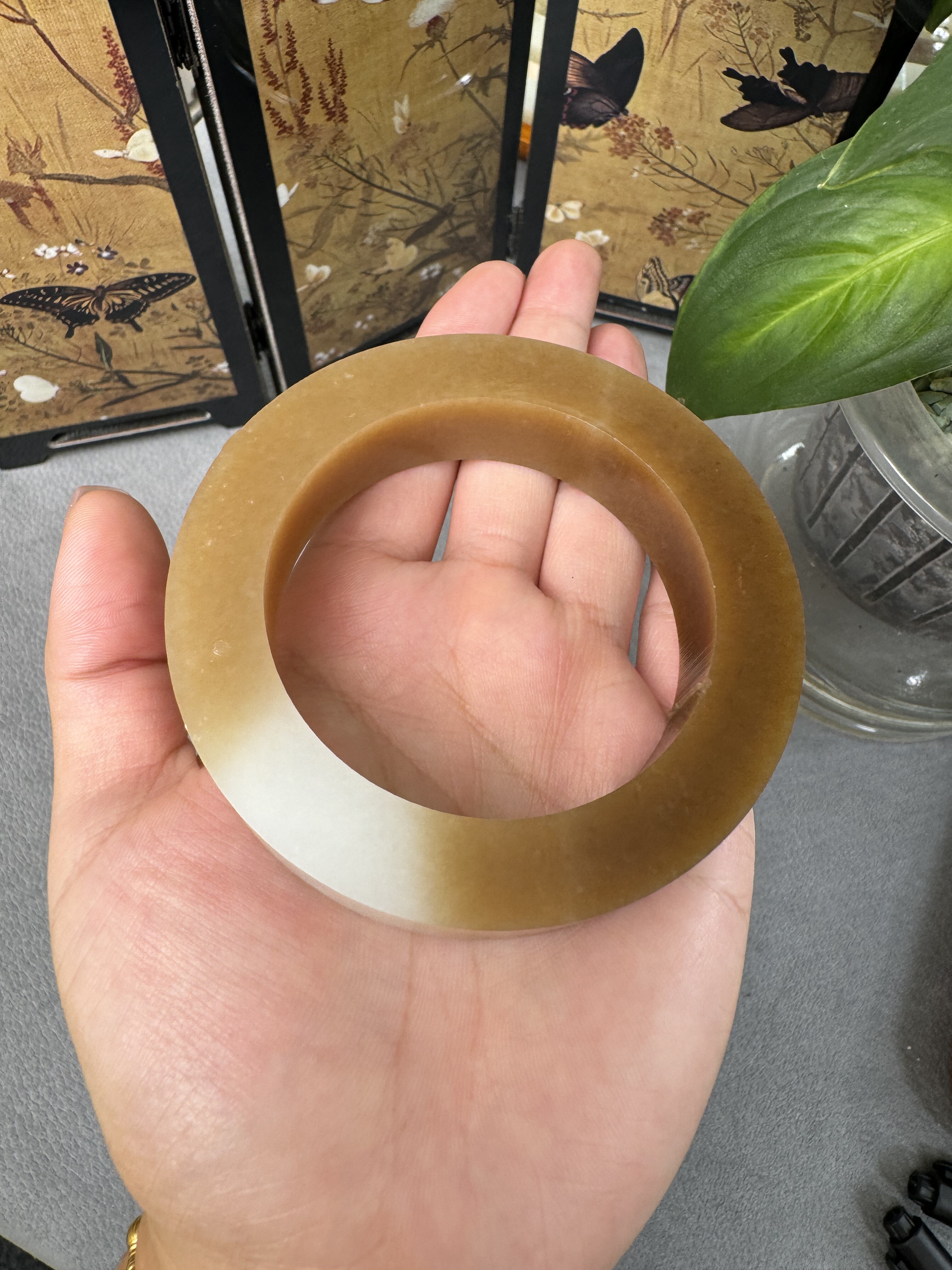 新疆和田玉且末糖白手镯54-60圈口可定15宽厚装手镯带证书