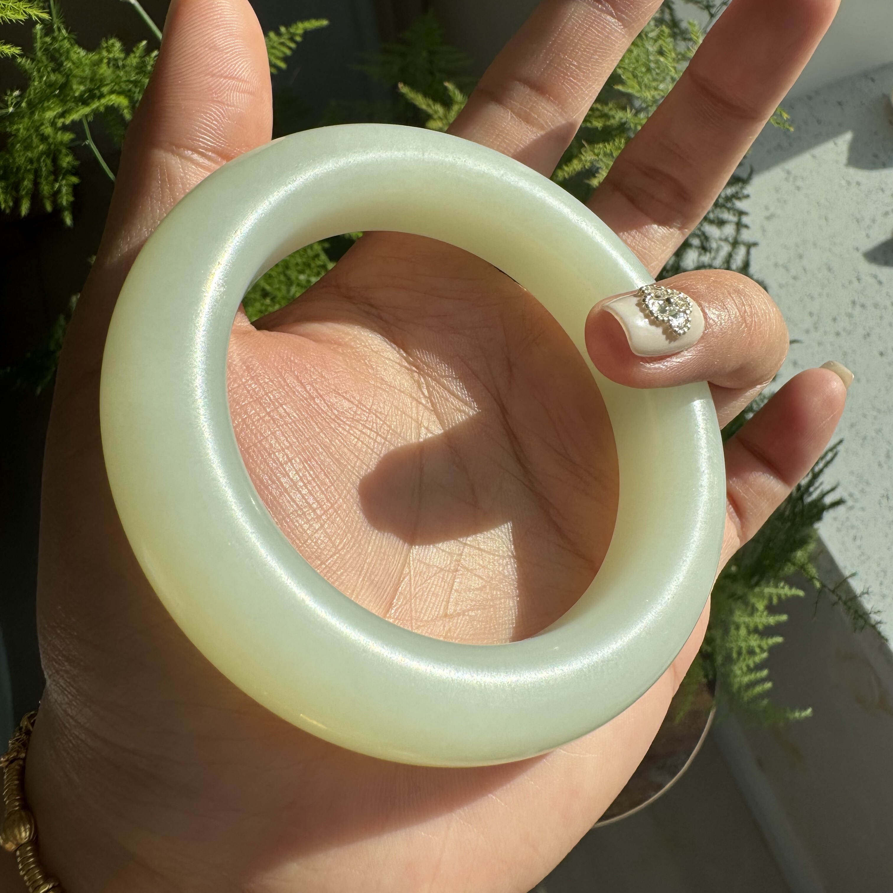 新疆和田玉且末白镯手镯内径56mm宽版轮胎镯油润细腻带证书