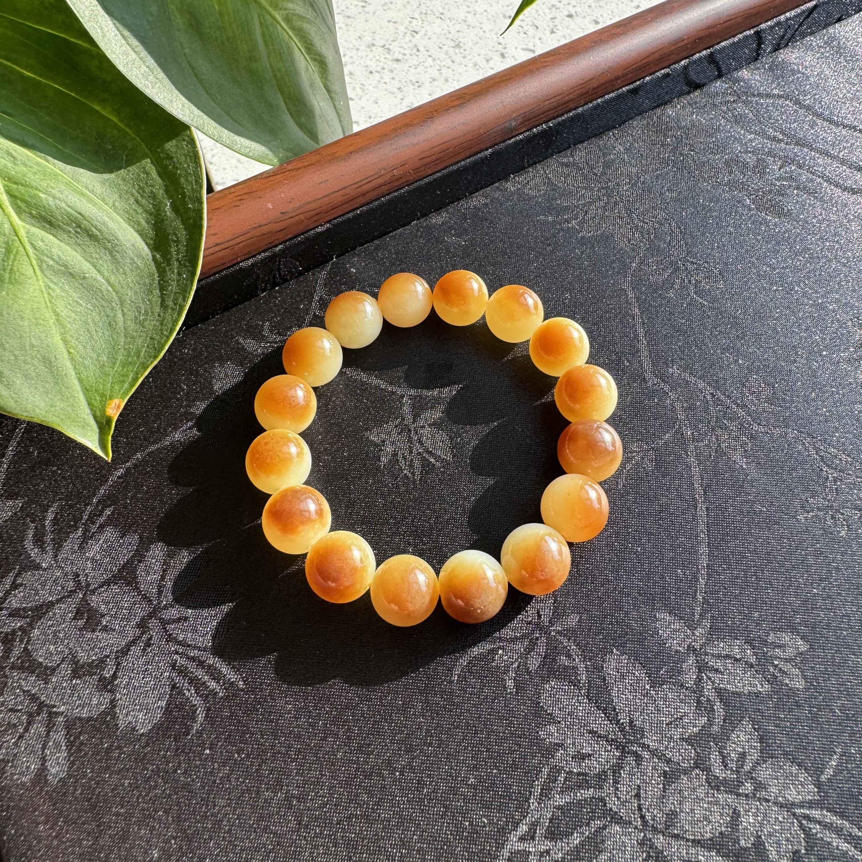 新疆和田玉且末小馒头糖黄手串卡12mm鸿运当头圆珠油润细腻带证书