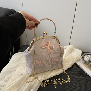 中国风蝴蝶刺绣单肩斜挎手提旗袍包包搭配汉服马面裙的成品口金包