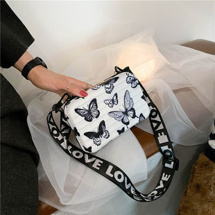 夏天质感女士小包包2020流行新款 百搭ins斜挎包网红小方包 潮时尚