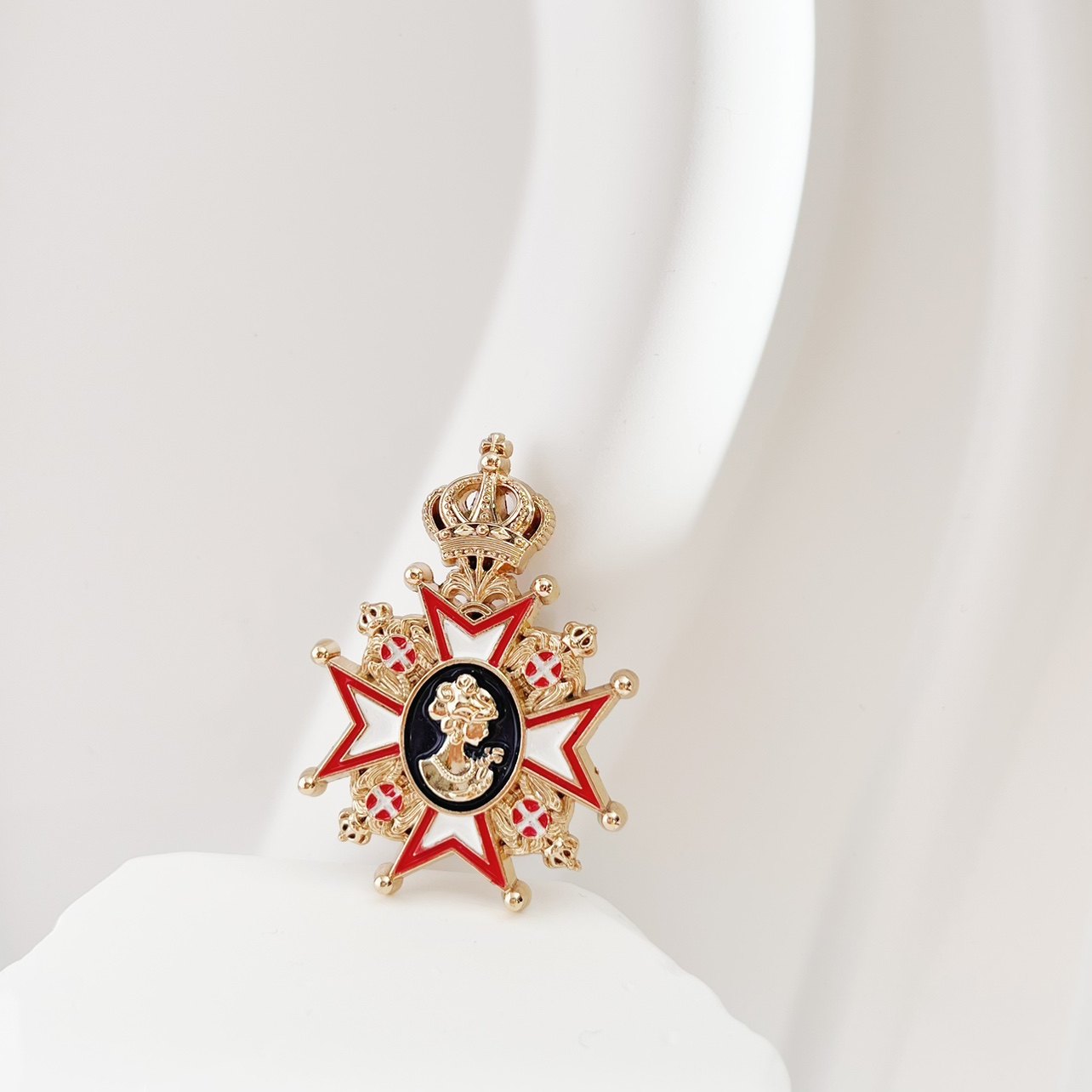 英伦复古徽章美人头皇冠勋章潮流西装胸牌个性百搭西服领针配饰