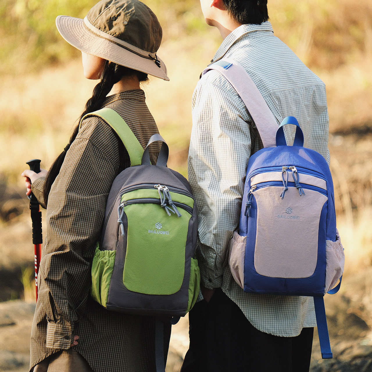 户外登山双肩包男女徒步旅行轻便小型背包运动百搭行李包健身运动