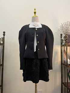 大pai走秀款女装长袖外套法式宫廷风短款 优雅复古单排扣